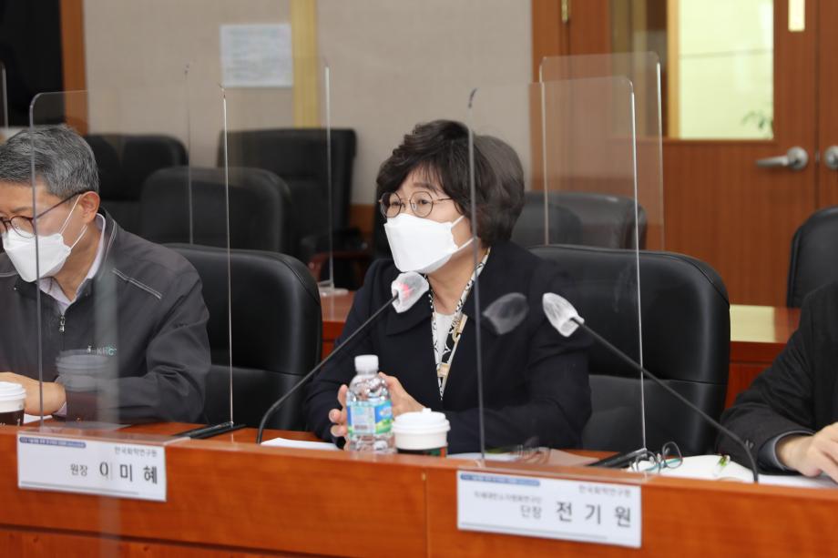 국가기후환경회의 CCU 기술개발 관련 연구현장 간담회_이미지 2