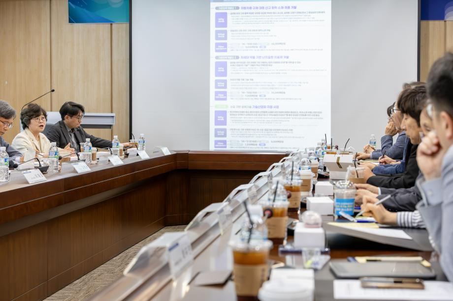 2025년 상반기 전임 기관장 자문회의 개최_이미지 4